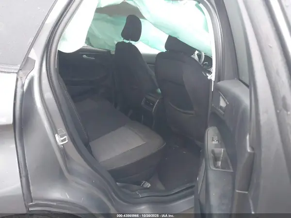 2FMPK4G9XNBA27308 2022 FORD EDGE - Image 8
