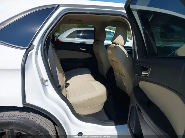 2FMPK4G9XNBA58834 2022 FORD EDGE - Image 8