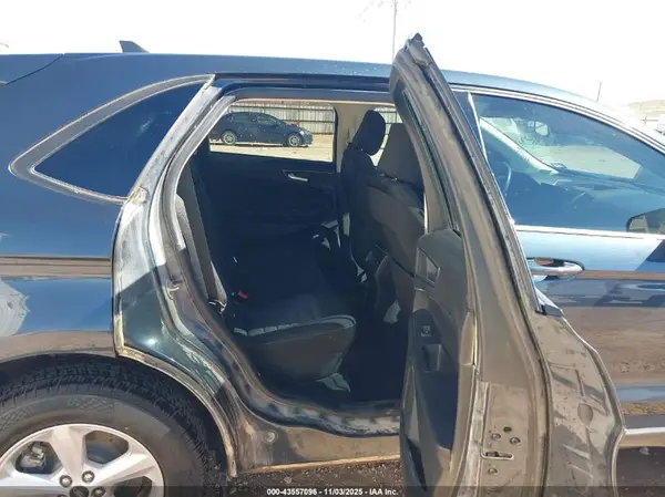 2FMPK4G9XRBA28660 2024 FORD EDGE - Image 8