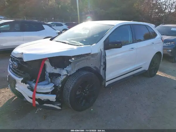 2FMPK4G9XRBB10159 2024 FORD EDGE - Image 2