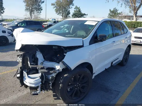 2FMPK4G9XRBB24577 2024 FORD EDGE - Image 2