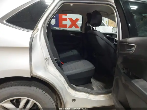 2FMPK4J83HBB83985 2017 FORD EDGE - Image 8