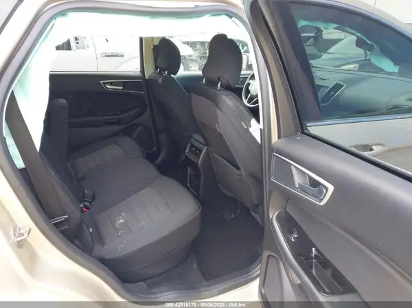 2FMPK4J83HBC53162 2017 FORD EDGE - Image 8