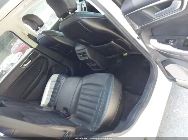2FMPK4J85GBB26380 2016 FORD EDGE - Image 8
