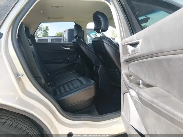 2FMPK4J87HBB26138 2017 FORD EDGE - Image 8