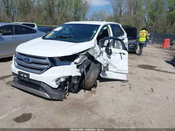 2FMPK4J88JBB50261 2018 FORD EDGE - Image 2