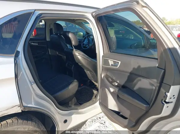 2FMPK4J8XJBC33318 2018 FORD EDGE - Image 8