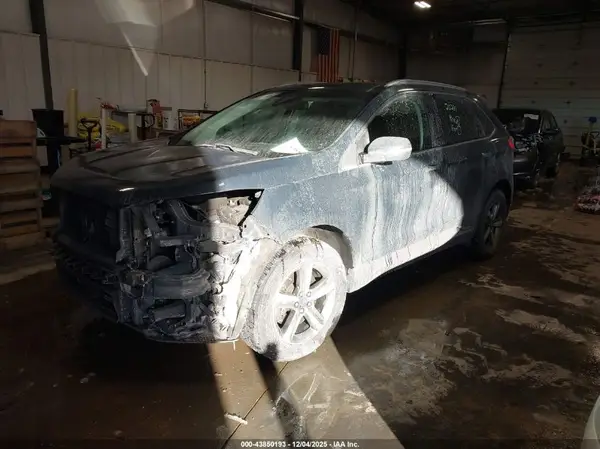 2FMPK4J90KBC35007 2019 FORD EDGE - Image 2