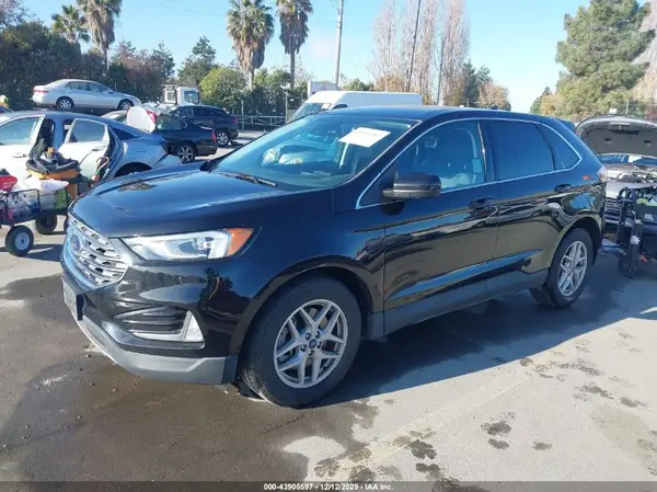 2FMPK4J90MBA26739 2021 FORD EDGE - Image 2