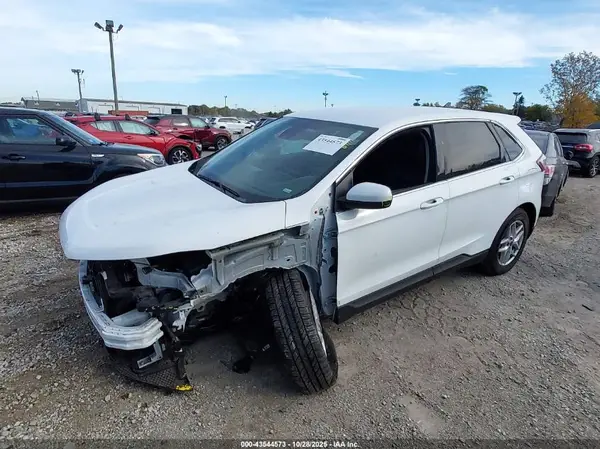 2FMPK4J90NBA08582 2022 FORD EDGE - Image 2