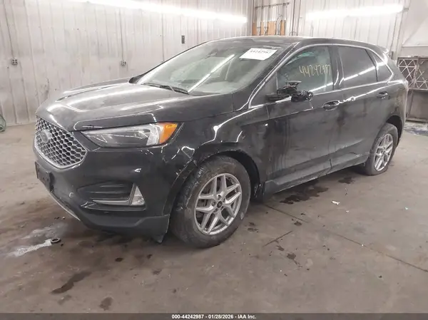 2FMPK4J90RBA28577 2024 FORD EDGE - Image 2