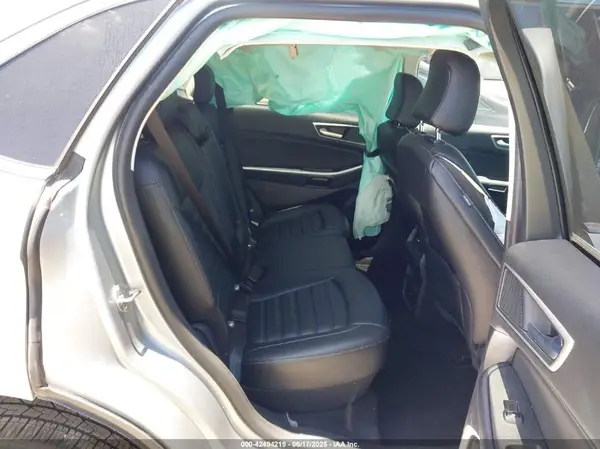 2FMPK4J90RBA77925 2024 FORD EDGE - Image 8