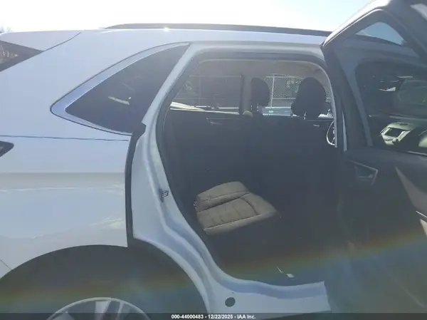 2FMPK4J91GBC33807 2016 FORD EDGE - Image 8