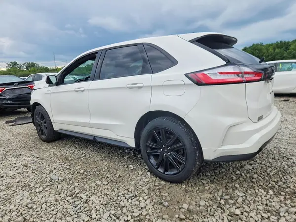 2FMPK4J91MBA64979 2021 FORD EDGE - Image 2