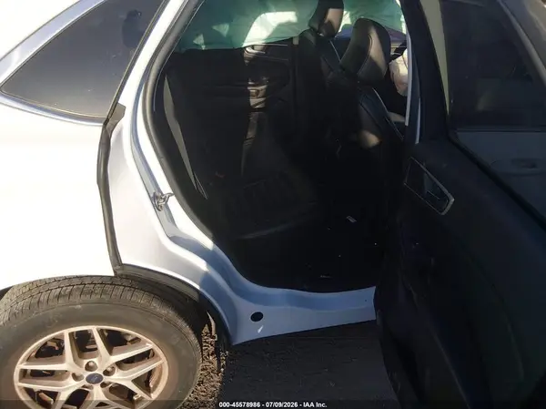 2FMPK4J91NBA92606 2022 FORD EDGE - Image 8