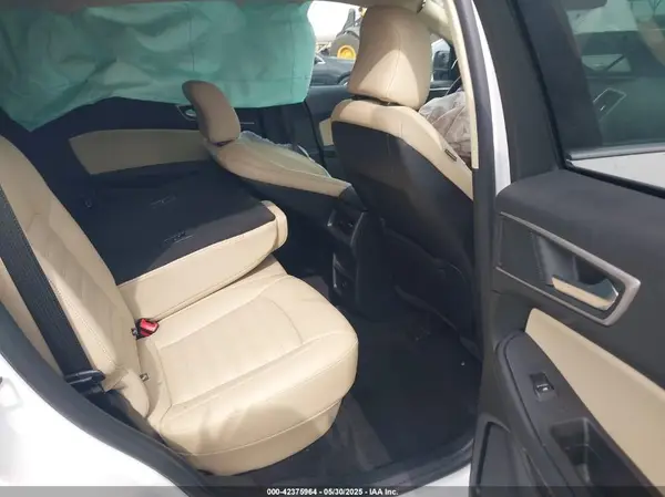 2FMPK4J91NBB05001 2022 FORD EDGE - Image 8