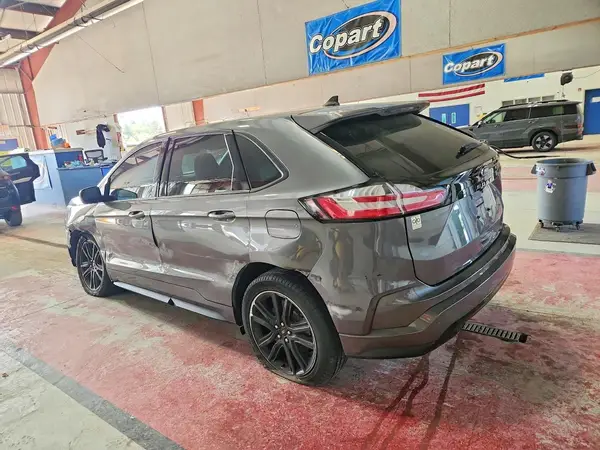 2FMPK4J91PBA51203 2023 FORD EDGE - Image 2