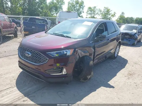 2FMPK4J91RBA33805 2024 FORD EDGE - Image 2