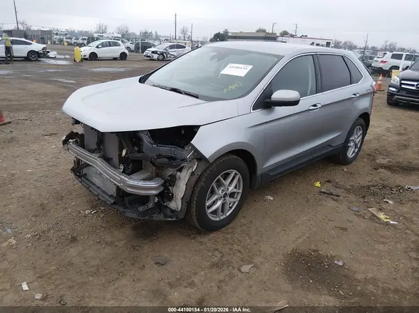2FMPK4J91RBA86262 2024 FORD EDGE - Image 2