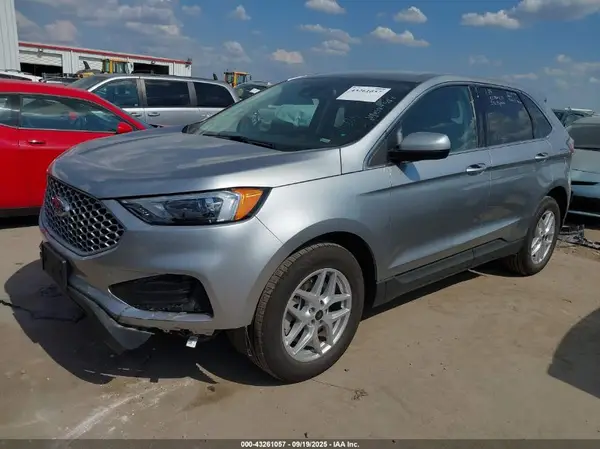 2FMPK4J91RBB00239 2024 FORD EDGE - Image 2