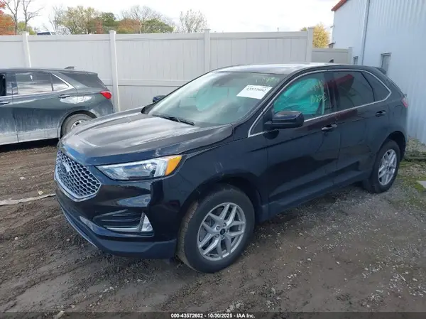 2FMPK4J91RBB13251 2024 FORD EDGE - Image 2