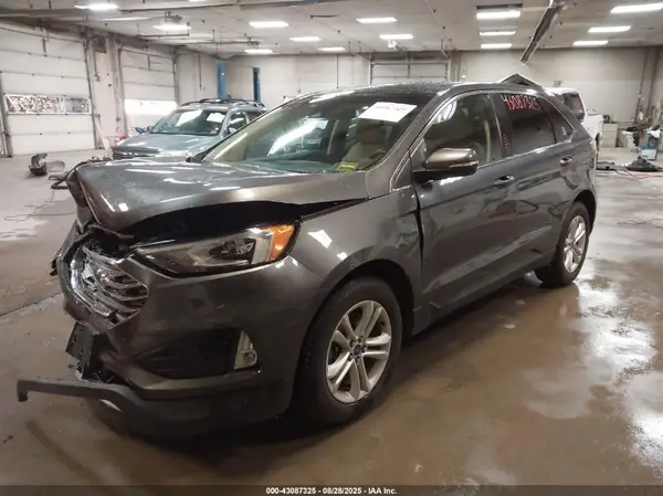 2FMPK4J92KBB11174 2019 FORD EDGE - Image 2