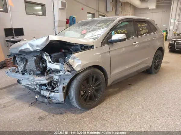 2FMPK4J92LBB41048 2020 FORD EDGE - Image 2