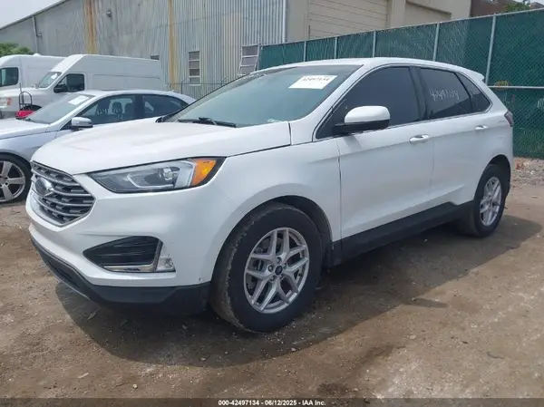 2FMPK4J92MBA02085 2021 FORD EDGE - Image 2