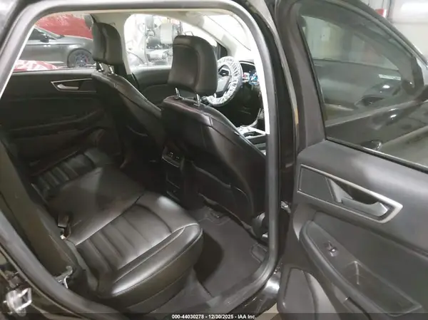 2FMPK4J92MBA25639 2021 FORD EDGE - Image 8