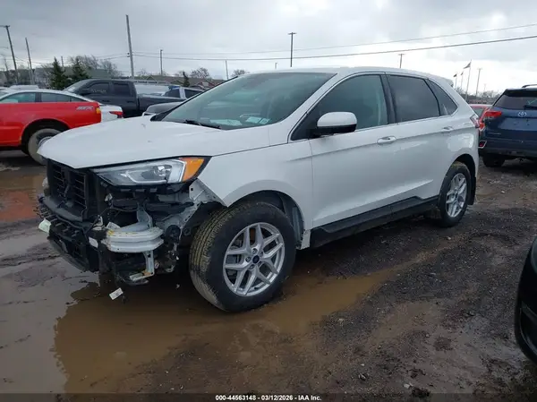 2FMPK4J92NBA06025 2022 FORD EDGE - Image 2