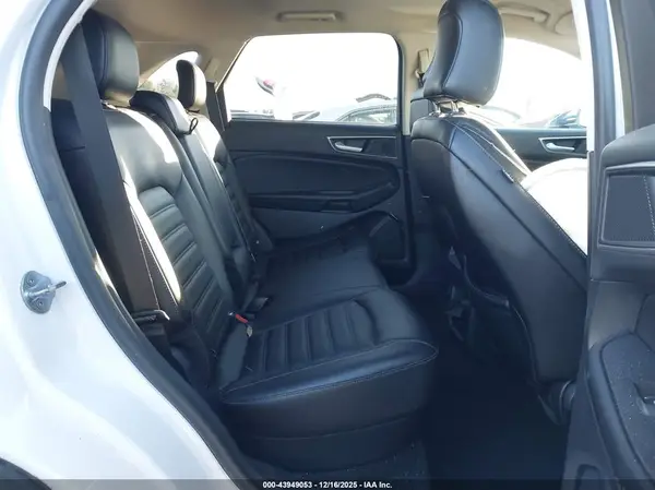 2FMPK4J92NBA07871 2022 FORD EDGE - Image 8