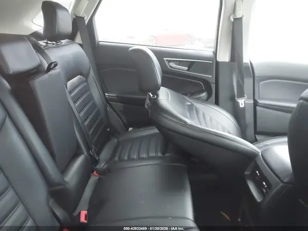 2FMPK4J92PBA36354 2023 FORD EDGE - Image 8