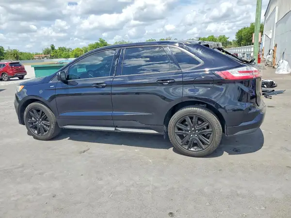 2FMPK4J92RBA42884 2024 FORD EDGE - Image 2