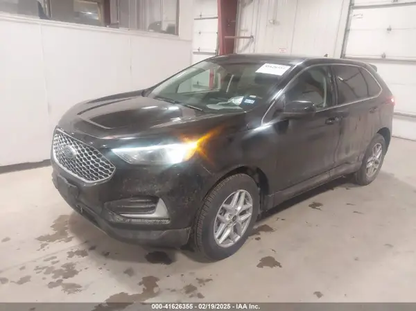 2FMPK4J92RBA46868 2024 FORD EDGE - Image 2