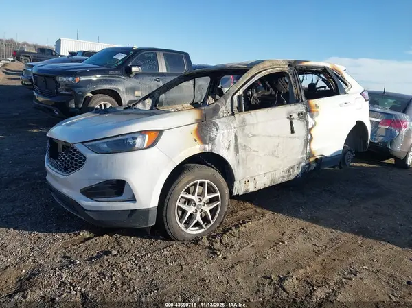 2FMPK4J92RBA50788 2024 FORD EDGE - Image 2