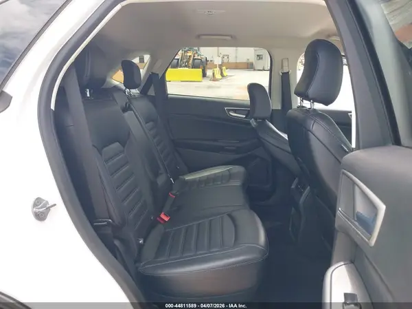 2FMPK4J92RBA92197 2024 FORD EDGE - Image 8