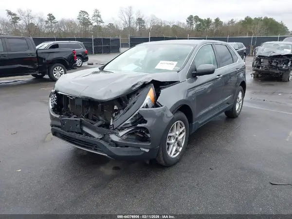 2FMPK4J92RBA94175 2024 FORD EDGE - Image 2
