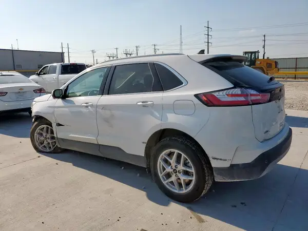 2FMPK4J92RBB17437 2024 FORD EDGE - Image 2