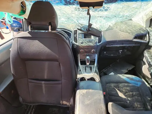 2FMPK4J93HBC31932 2017 FORD EDGE - Image 8