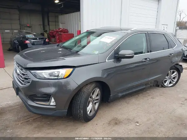 2FMPK4J93KBC32683 2019 FORD EDGE - Image 2