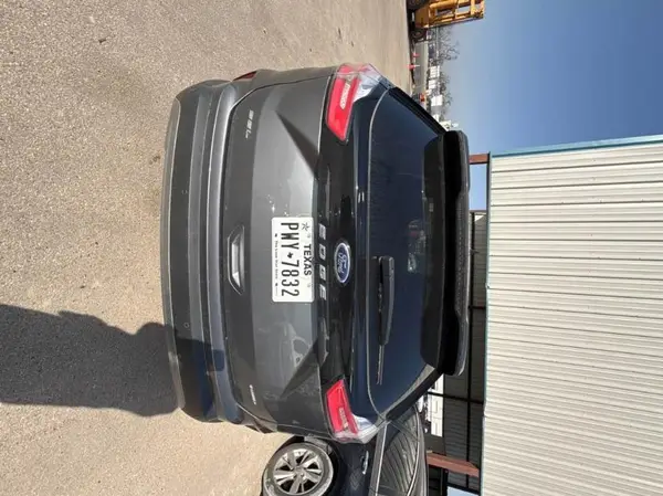 2FMPK4J93MBA23172 2021 FORD EDGE - Image 2