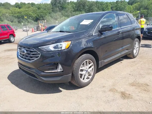 2FMPK4J93MBA46628 2021 FORD EDGE - Image 2