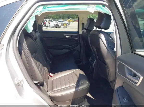 2FMPK4J93NBA10021 2022 FORD EDGE - Image 8