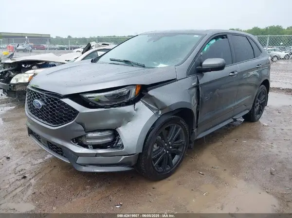 2FMPK4J93NBA16496 2022 FORD EDGE - Image 2