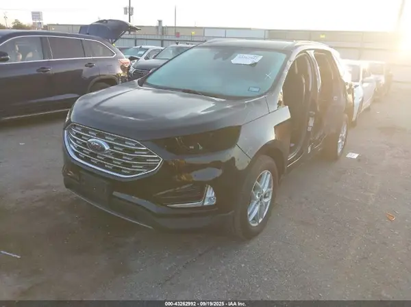2FMPK4J93NBA21679 2022 FORD EDGE - Image 2