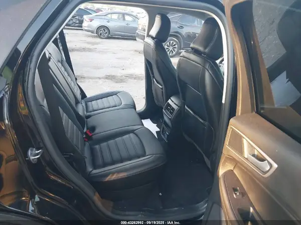 2FMPK4J93NBA21679 2022 FORD EDGE - Image 8