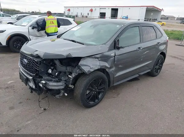 2FMPK4J93NBA40183 2022 FORD EDGE - Image 2
