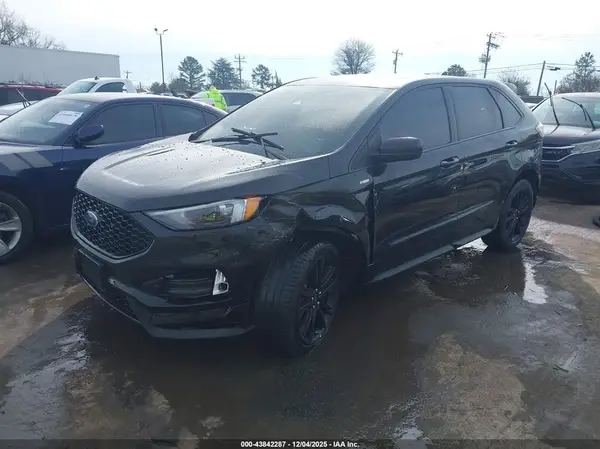 2FMPK4J93NBA45688 2022 FORD EDGE - Image 2