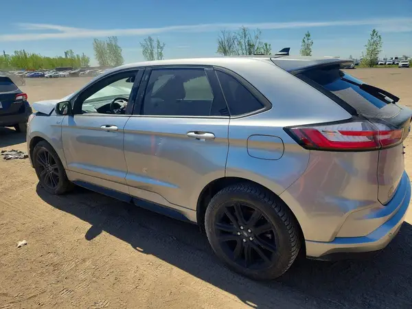2FMPK4J93NBA50955 2022 FORD EDGE - Image 2