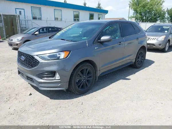 2FMPK4J93NBA89397 2022 FORD EDGE - Image 2